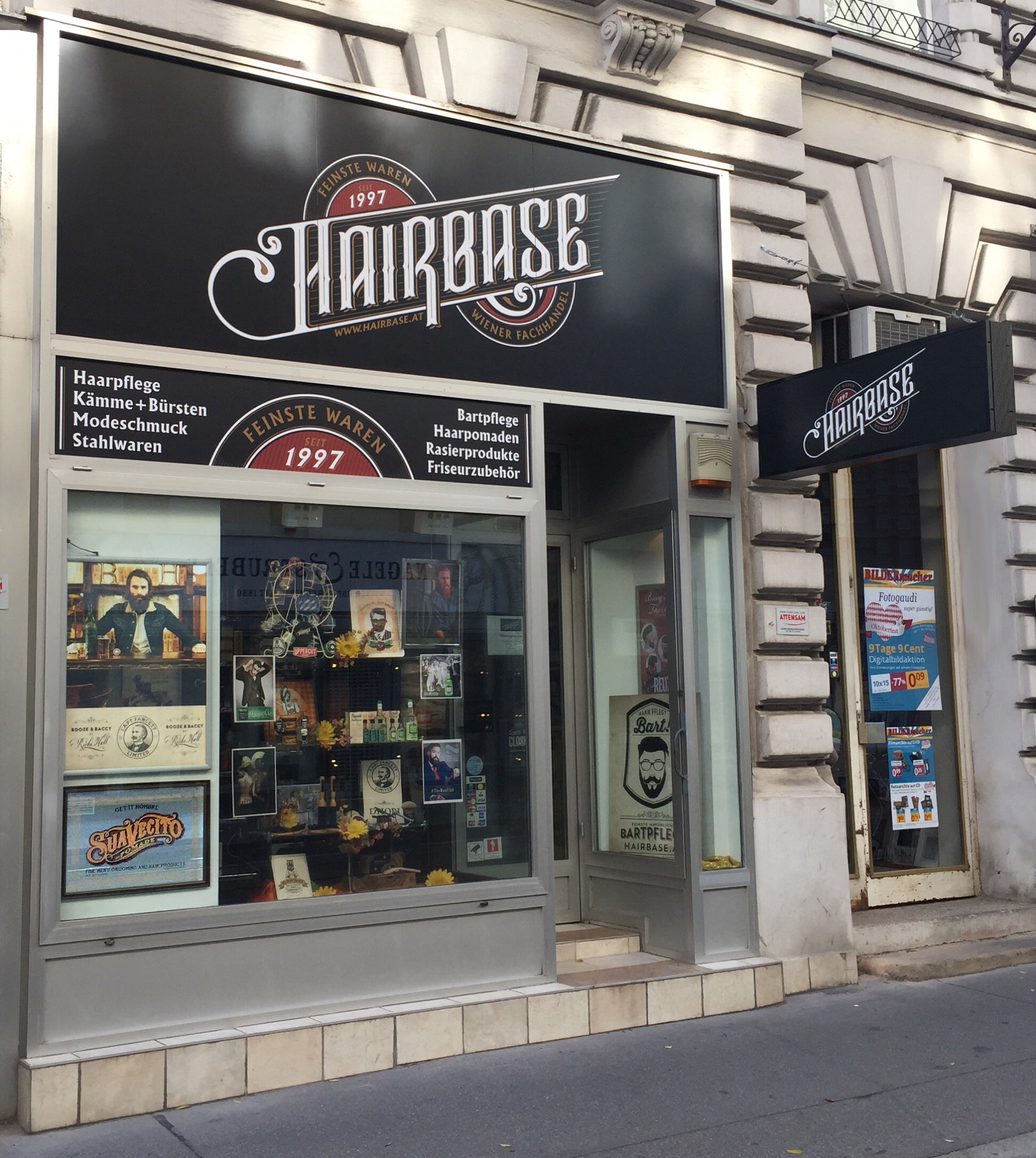 Geschäft mit Herz - die Wiener Schurken in der Hairbase